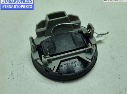 купить Накладка декоративная на торпедо на Volkswagen Passat B6