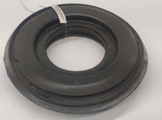 купить Опора амортизатора переднего (верхняя) на Audi 100 C4 (1991-1994)