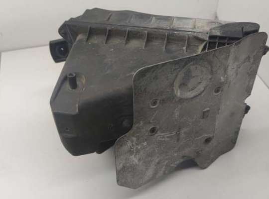 купить Корпус воздушного фильтра на Audi A4 B6 (2001-2004)
