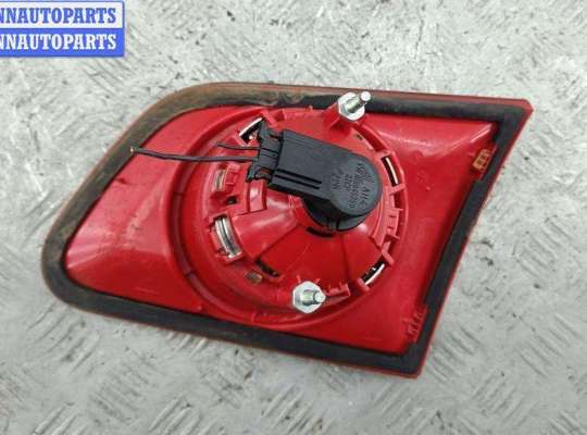 Фонарь крышки багажника на Volkswagen Passat B6 (3C)