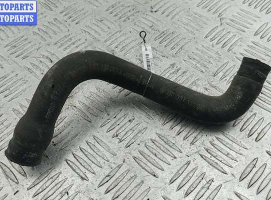 купить Патрубок на Volkswagen Passat B4