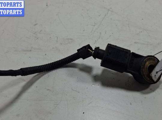 купить Датчик детонации на Volkswagen Touran