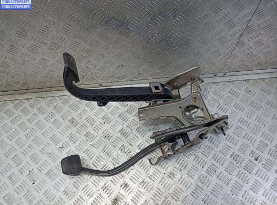 купить Узел педальный на Opel Meriva A (2003-2010)