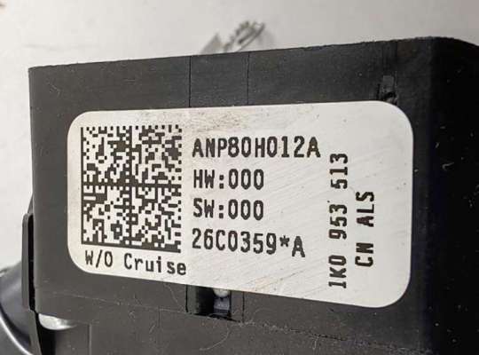 купить Переключатель поворотов на Volkswagen Golf-5