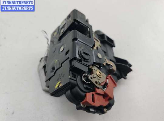 купить Замок двери задней правой на Audi A4 B6 (2001-2004)