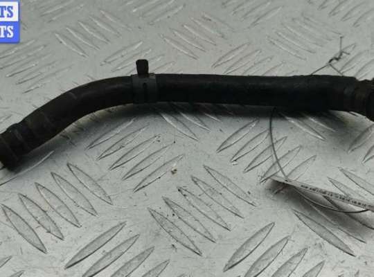 купить Патрубок на Volkswagen Passat B5