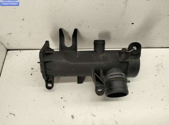 Купить Патрубок воздушного фильтра на Volkswagen Touran Патрубок воздушного фильтра VG2628991 на Volkswagen Touran