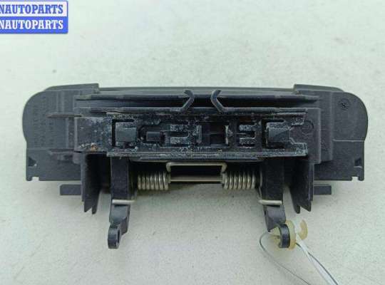 купить Ручка двери наружная задняя правая на Audi A4 B6 (2001-2004)