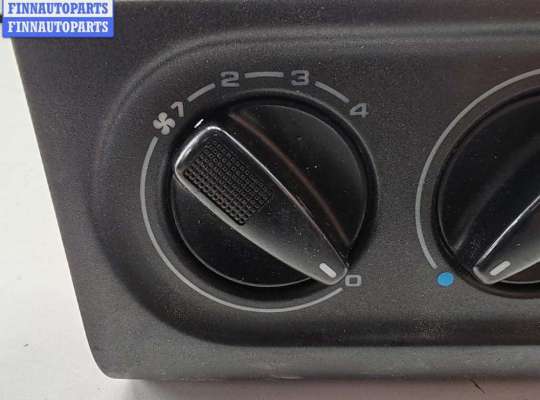 купить Переключатель отопителя на Volkswagen Passat B4