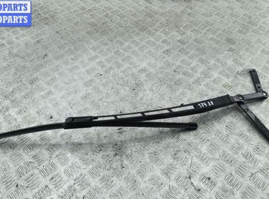 купить Щеткодержатель (поводок стеклоочистителя) передний на Audi Q7 4L (2005-2015)