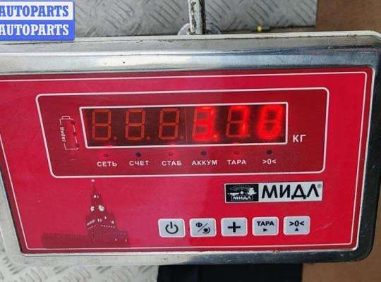 купить Обшивка двери передней левой (дверная карта) на Chrysler Voyager (2001-2007)