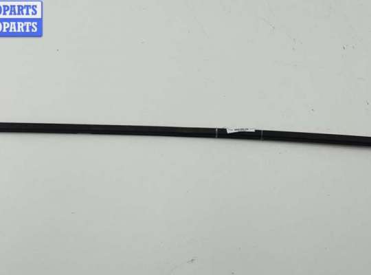 Молдинг стекла двери задней левой наружный BM3602458 на BMW 3 E46 (1998-2006)