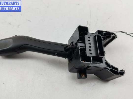 купить Переключатель дворников на Volkswagen Golf-4