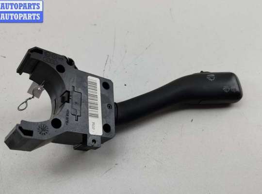 купить Переключатель дворников на Volkswagen Golf-4