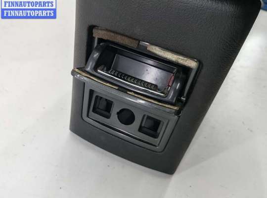 купить Подлокотник на Peugeot 607