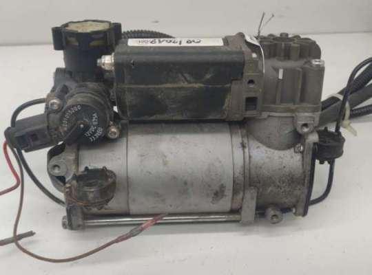 купить Компрессор пневмоподвески на Audi A6 C5 Allroad (2000-2005)