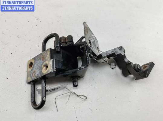 Петля двери передней левой AU1729279 на Audi A6 C6 (2004-2011)