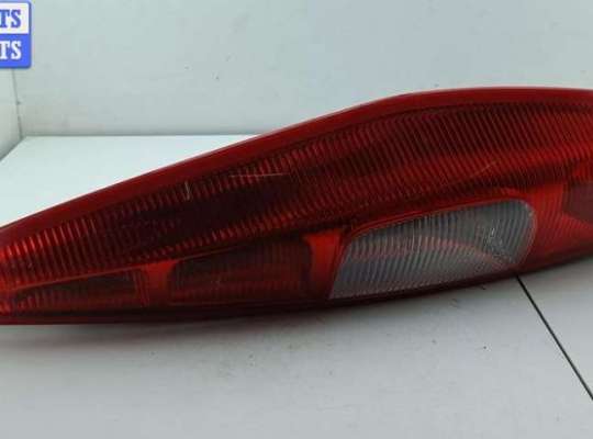 купить Фонарь задний правый на Mitsubishi Colt (2004-2012)