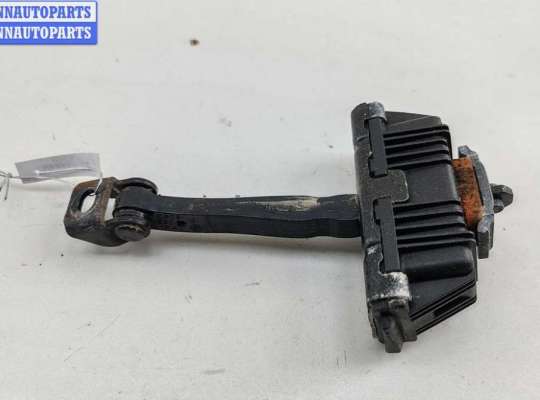 купить Ограничитель открывания двери передней на BMW 3 E90/E91/E92/E93 (2005-2013)