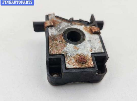 Купить Замок капота на BMW 3 E46 (1998-2006) Замок капота BM3672674 на BMW 3 E46 (1998-2006)