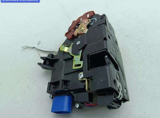 купить Замок двери передней правой на Volkswagen Golf-5