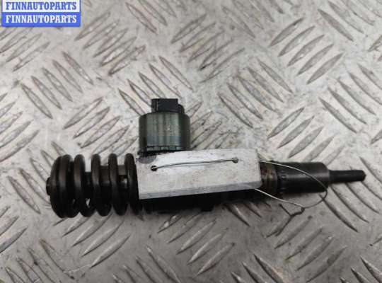 купить Форсунка топливная на Volkswagen Touran