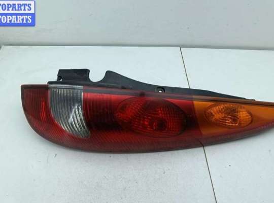 купить Фонарь задний правый на Nissan Almera Tino