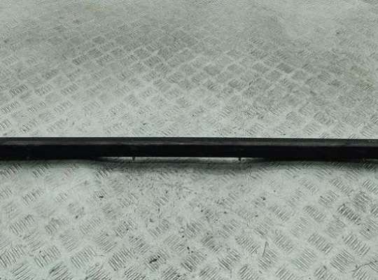 купить Направляющая сдвижной двери (салазка) правая на Ford Transit (2006-2014)