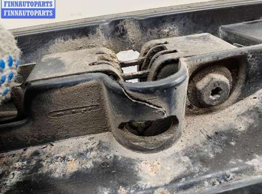 купить Рамка передняя (панель кузовная, телевизор) на Audi A4 B6 (2001-2004)