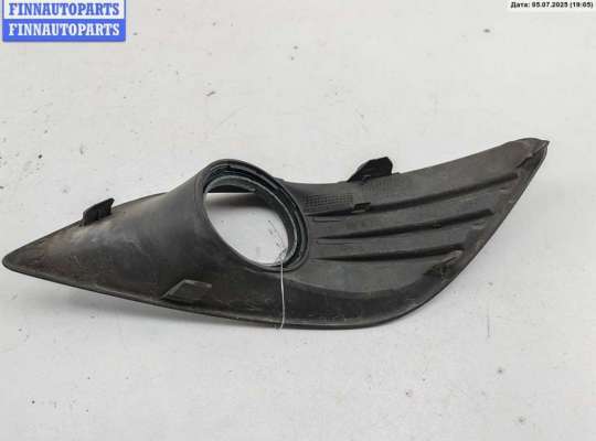 купить Рамка фары противотуманной правой на Ford Focus II (2004-2011)