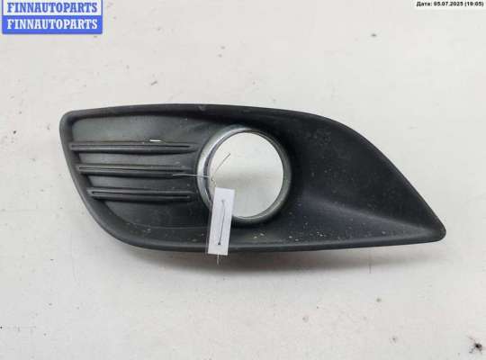 купить Рамка фары противотуманной правой на Ford Focus II (2004-2011)