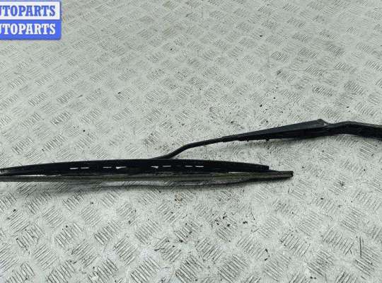 купить Щеткодержатель (поводок стеклоочистителя) передний на Volkswagen Passat B4