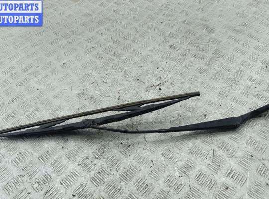 купить Щеткодержатель (поводок стеклоочистителя) передний на Volkswagen Passat B4