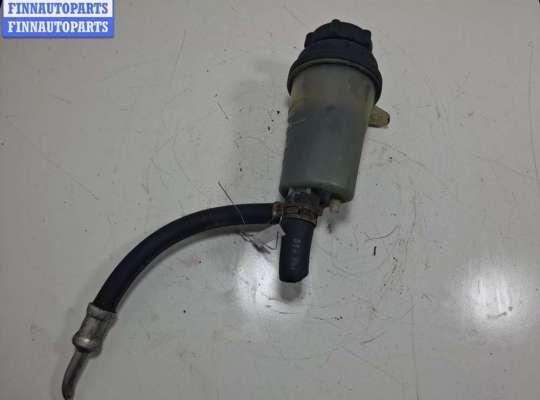 Бачок гидроусилителя на Ford Focus II