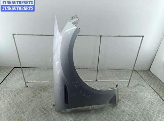 Крыло переднее