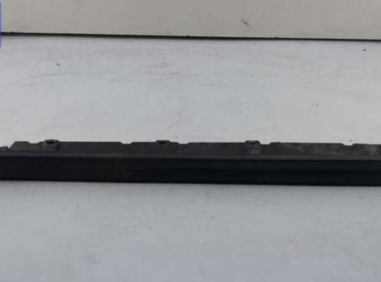 купить Накладка на порог наружная правая на Opel Astra G (1998-2004)