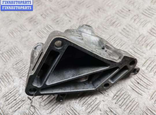 купить Кронштейн двигателя опорный на Mercedes M-Class ML W164 (2005-2011)