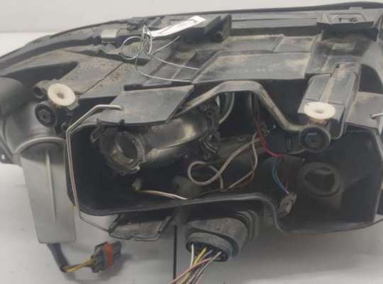 купить Фара левая на Audi A6 C5 (1997-2005)