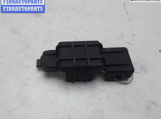 купить Кронштейн крепления на Volkswagen Passat B5+ (GP)