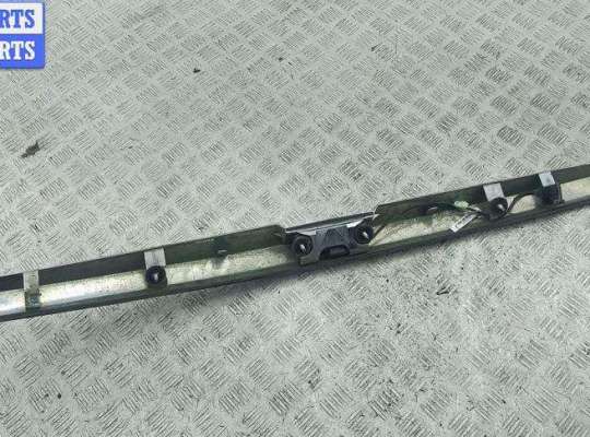 купить Молдинг крышки (двери) багажника на Opel Astra H (2004-2009)