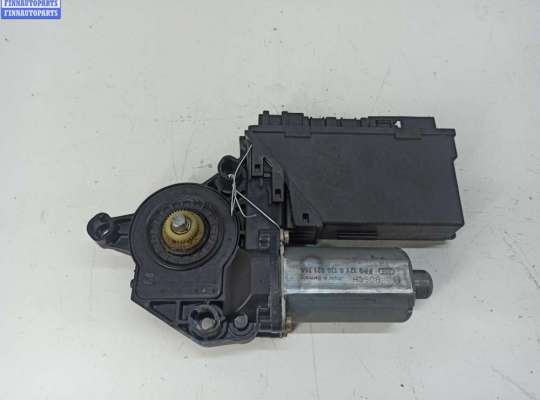 купить Моторчик стеклоподъемника задний правый на Audi A4 B6 (2001-2004)