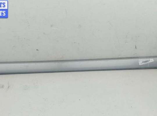 купить Молдинг двери задней левой на Audi A4 B6 (2001-2004)