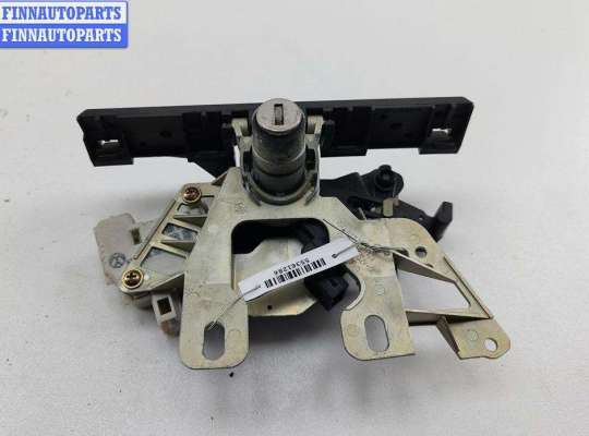 Ручка крышки (двери) багажника VG2677128 на Volkswagen Passat B5