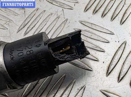 купить Рампа (рейка) топливная на BMW 5 E39 (1995-2003)