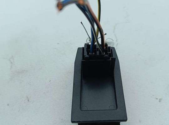 купить Сопротивление отопителя на Ford Focus I (1998-2005)