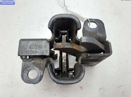 Замок капота MB1487407 на Mercedes C-Class W203 (2000-2006)