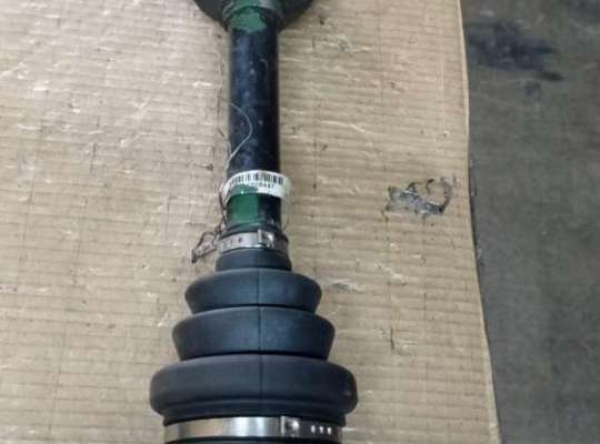 Приводной вал (Полуось в сборе)