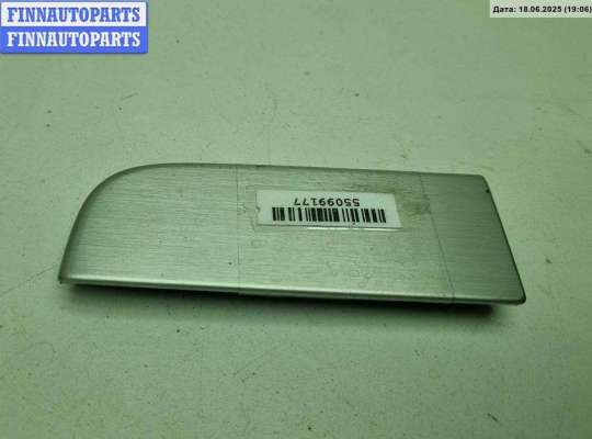 Накладка декоративная на торпедо VG2370699 на Volkswagen Passat B6