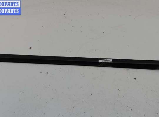 купить Молдинг стекла двери передней правой наружный на Kia Sorento 1 (BL, 2002-2009)