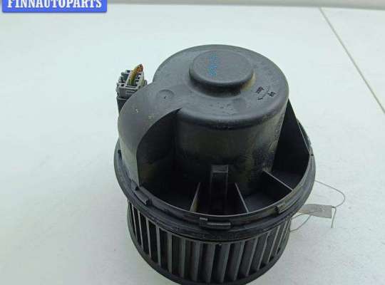купить Двигатель отопителя (моторчик печки) на Ford Focus II (2004-2011)